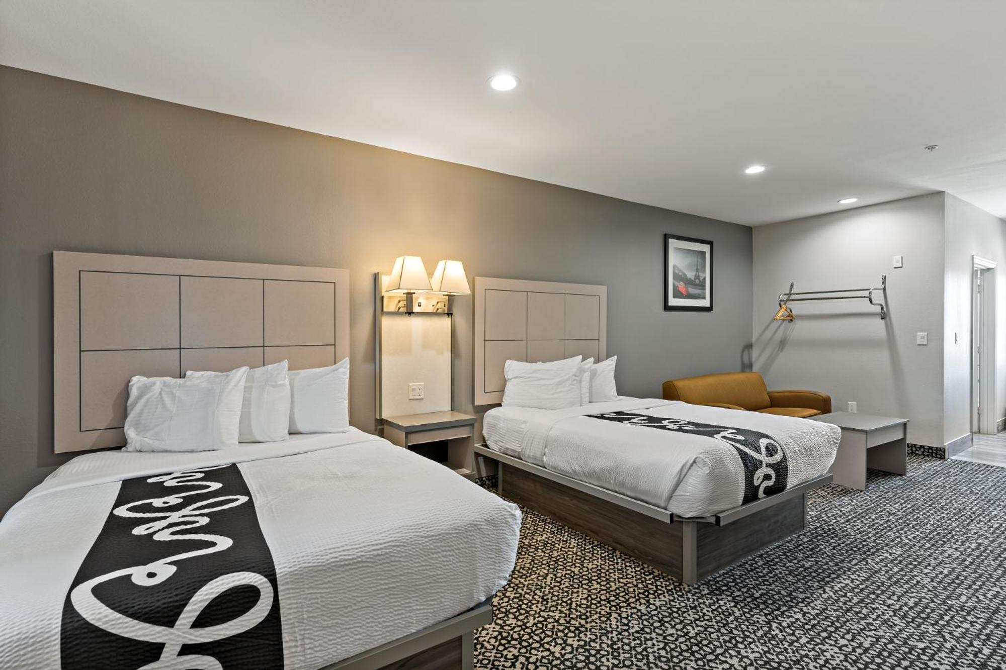 Paris Inn & Suites ภายนอก รูปภาพ