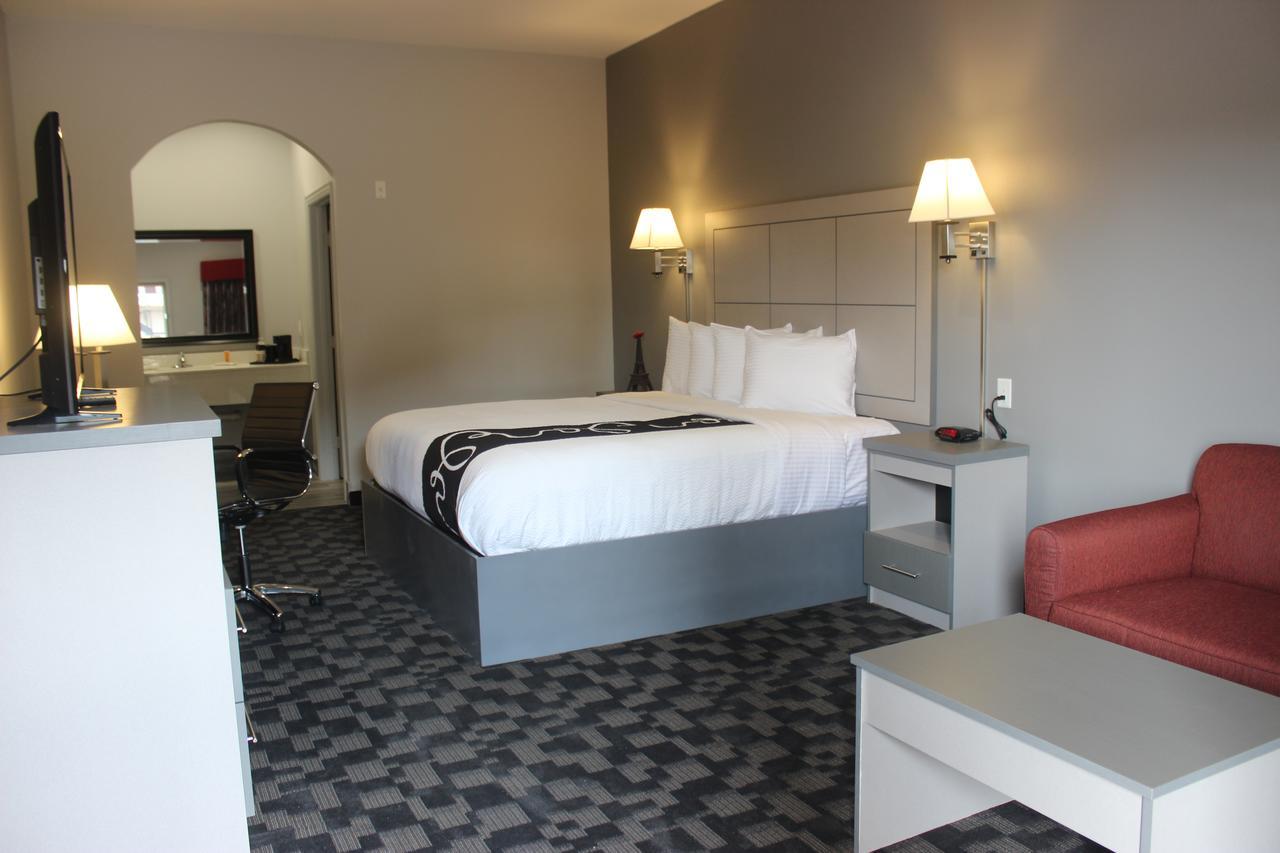 Paris Inn & Suites ภายนอก รูปภาพ