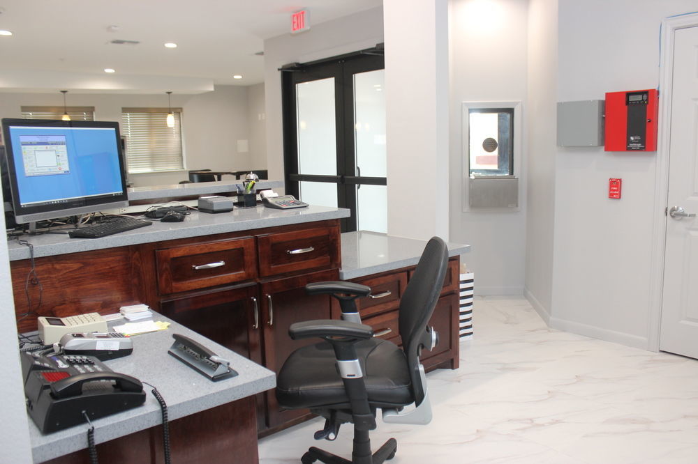 Paris Inn & Suites ภายนอก รูปภาพ