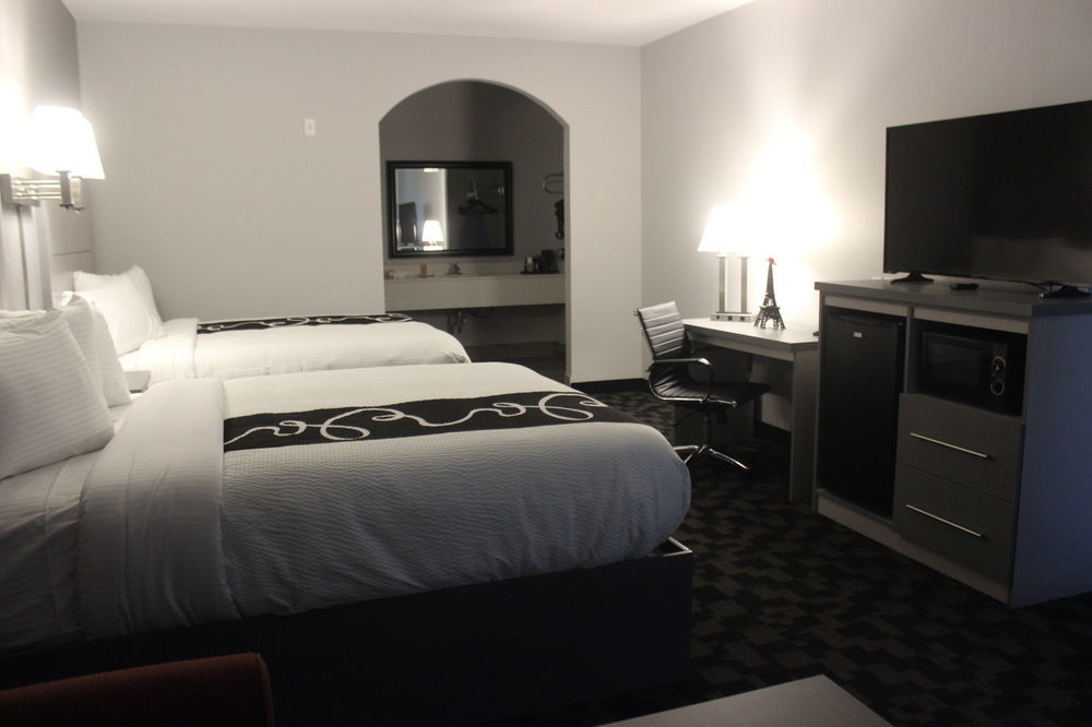 Paris Inn & Suites ภายนอก รูปภาพ