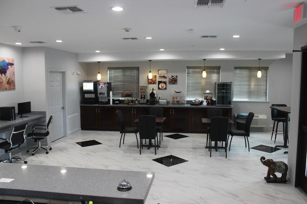 Paris Inn & Suites ภายนอก รูปภาพ